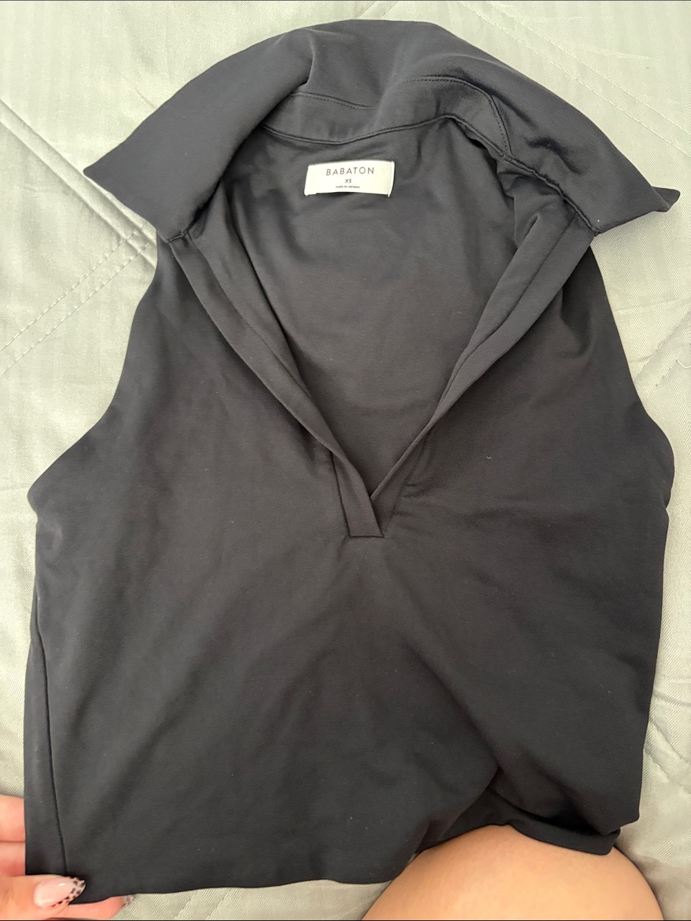 Babaton Black V-Neck Sleeveless Polo Tank